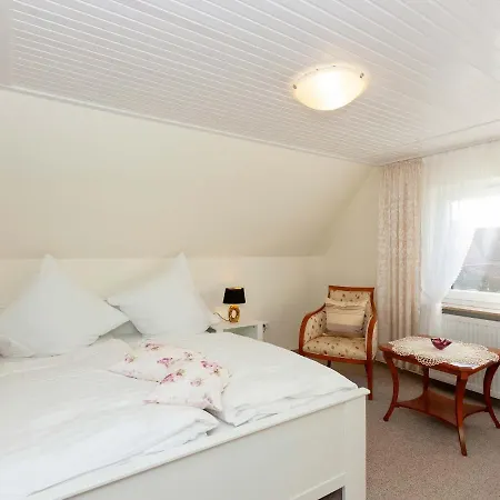 Hotel Garni Nordseekrabbe Greetsiel
