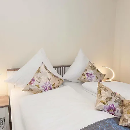 Hotel Garni Nordseekrabbe Greetsiel